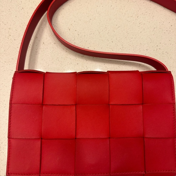 BOTTEGA VENETA Cassette Bag - Picture 12 of 16